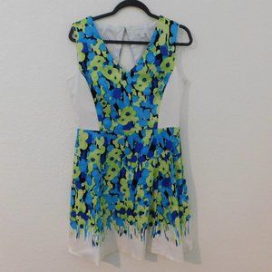 New York & Company Floral Sleeveless Lined Dress Fit N Flare Sz 12 Keyhole Back